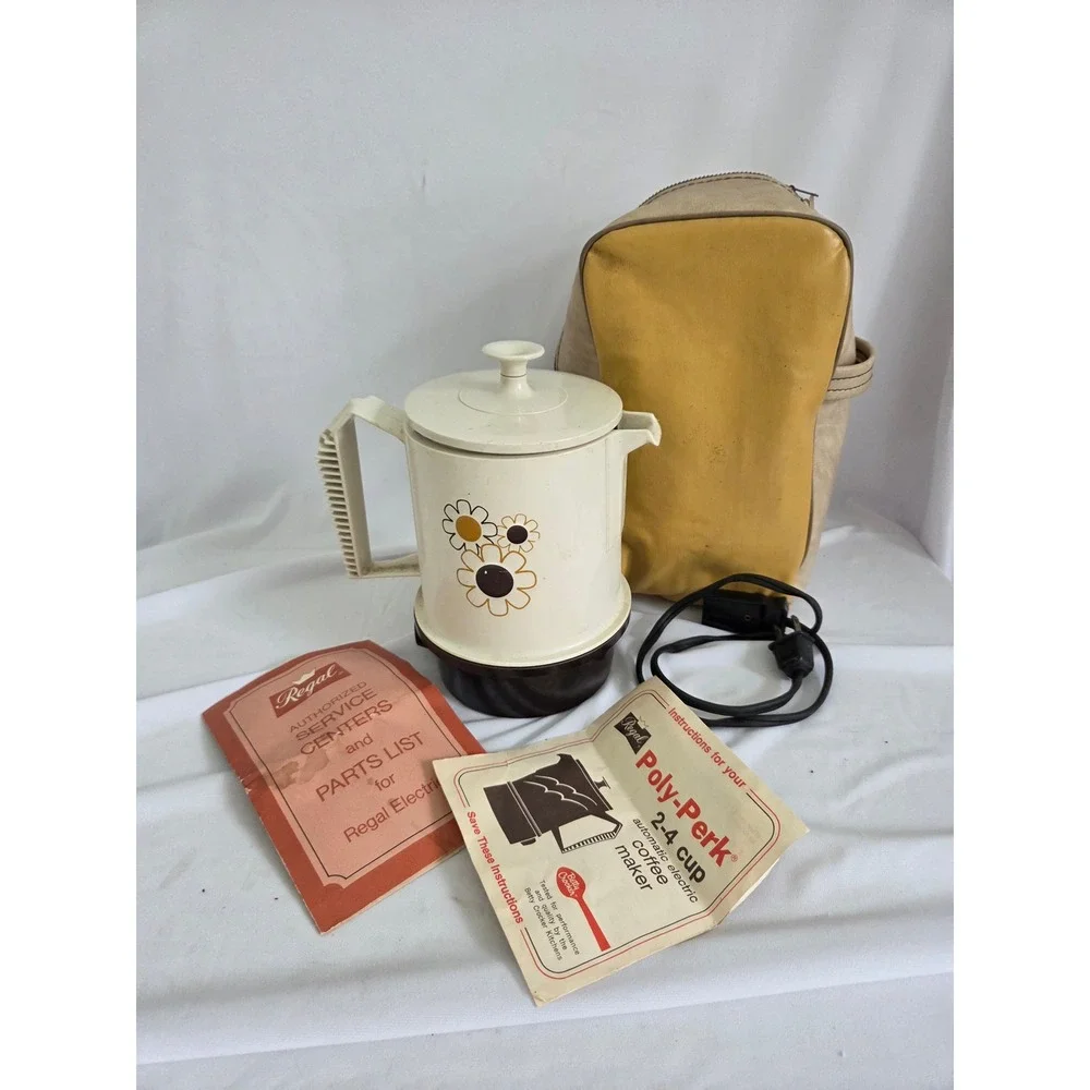 Vintage Regal Poly-Perk Electric Coffee Maker 2-4 Cup Daisy Floral Travel Kit